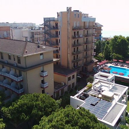 Hotel Sofia Lido di Jesolo Exterior photo