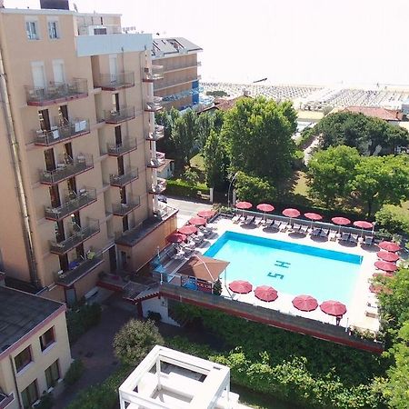 Hotel Sofia Lido di Jesolo Exterior photo