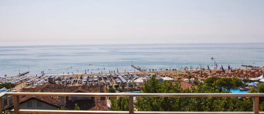 Hotel Sofia Lido di Jesolo Exterior photo