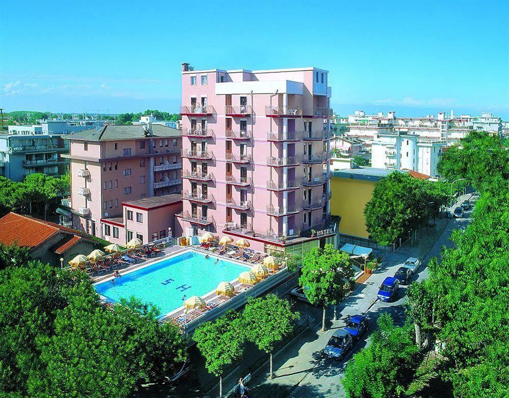 Hotel Sofia Lido di Jesolo Exterior photo