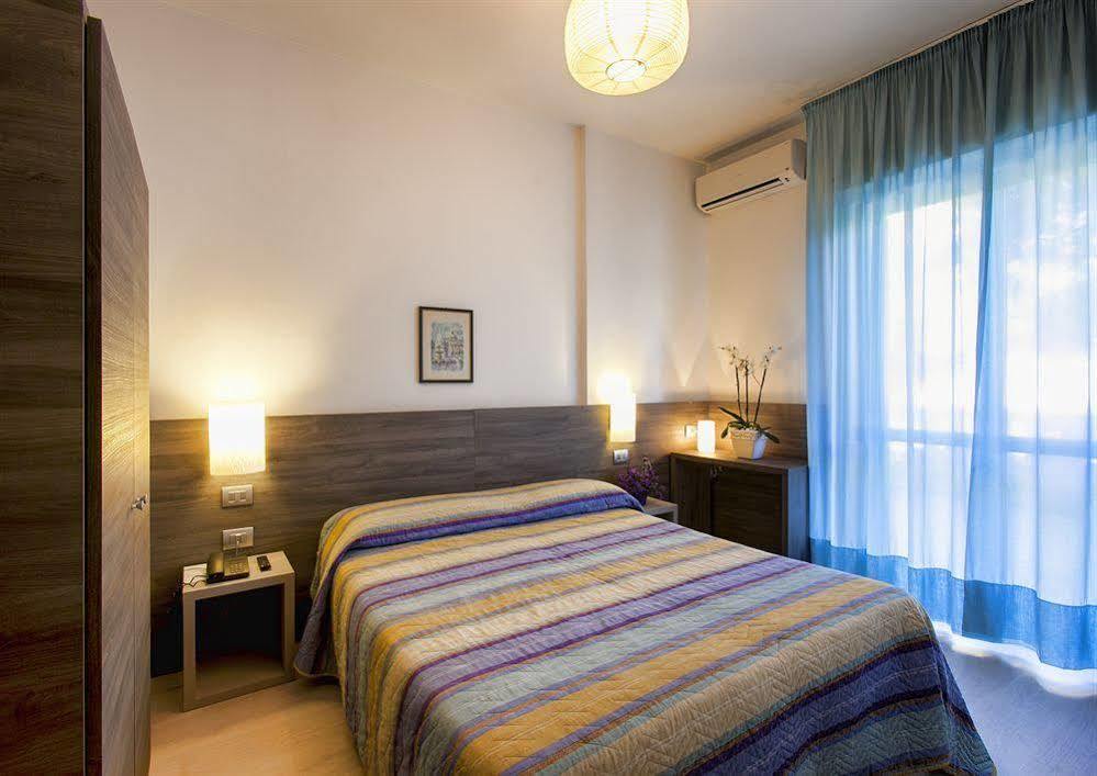 Hotel Sofia Lido di Jesolo Exterior photo